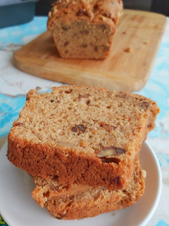 A picture of Whole Wheat Banana Walnut loaf.