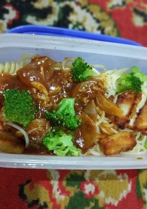 Foto resep Spaghetti sayur saos bakso lada hitam ala bu bidan