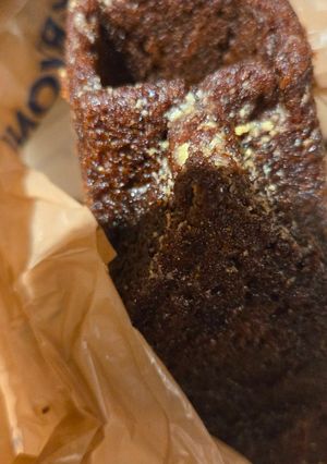 A picture of Gingerbread Cake.