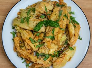 Foto di Fiori di Zucca in Pastella alla Birra
