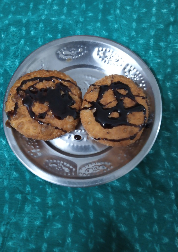 ரவை சாக்லேட் பேட்டிஸ் (Rava Chocolate bitings Recipe in Tamil) செய்முறை முக்கிய புகைப்படம்