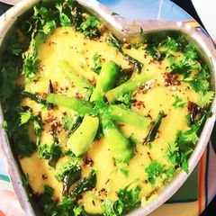 A picture of Besan dhokla.