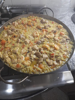 Una foto de Paella rápida