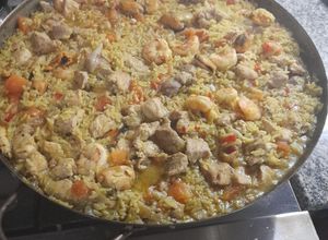 Una foto de Paella rápida