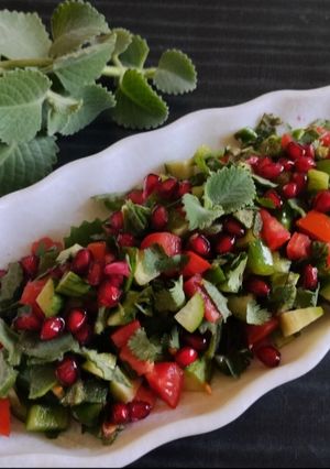 અજમા ના પાન નો સલાડ (Carrom Leaf Salad Recipe In Gujarati) રેસીપી મુખ્ય ફોટો