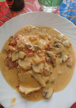 Foto principal de Pechuga de pollo a la mostaza con champiñones