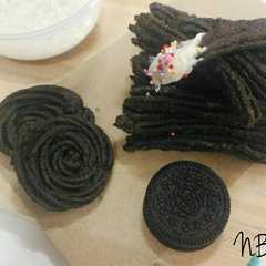 A picture of Oreo Churros.
