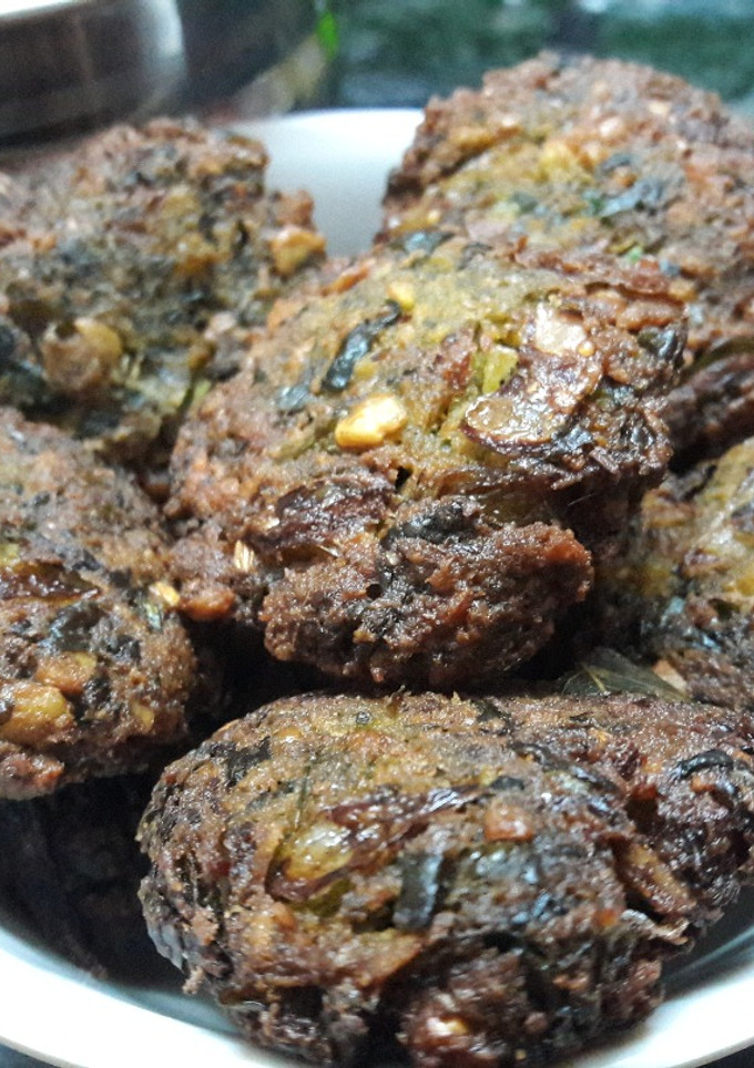 முருங்கை கீரை வடை செய்முறை முக்கிய புகைப்படம்