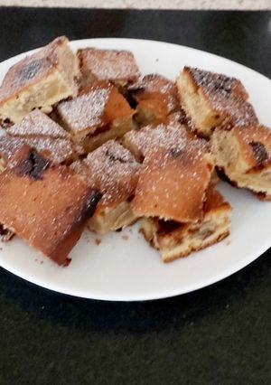 A picture of My White Brownies with Turkish delight added.