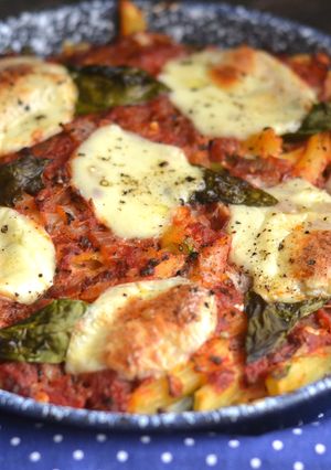 Ricottás, spenótos, paradicsomos penne recept fotója