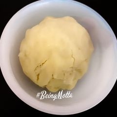 A picture of How to make Mawa from Malai.