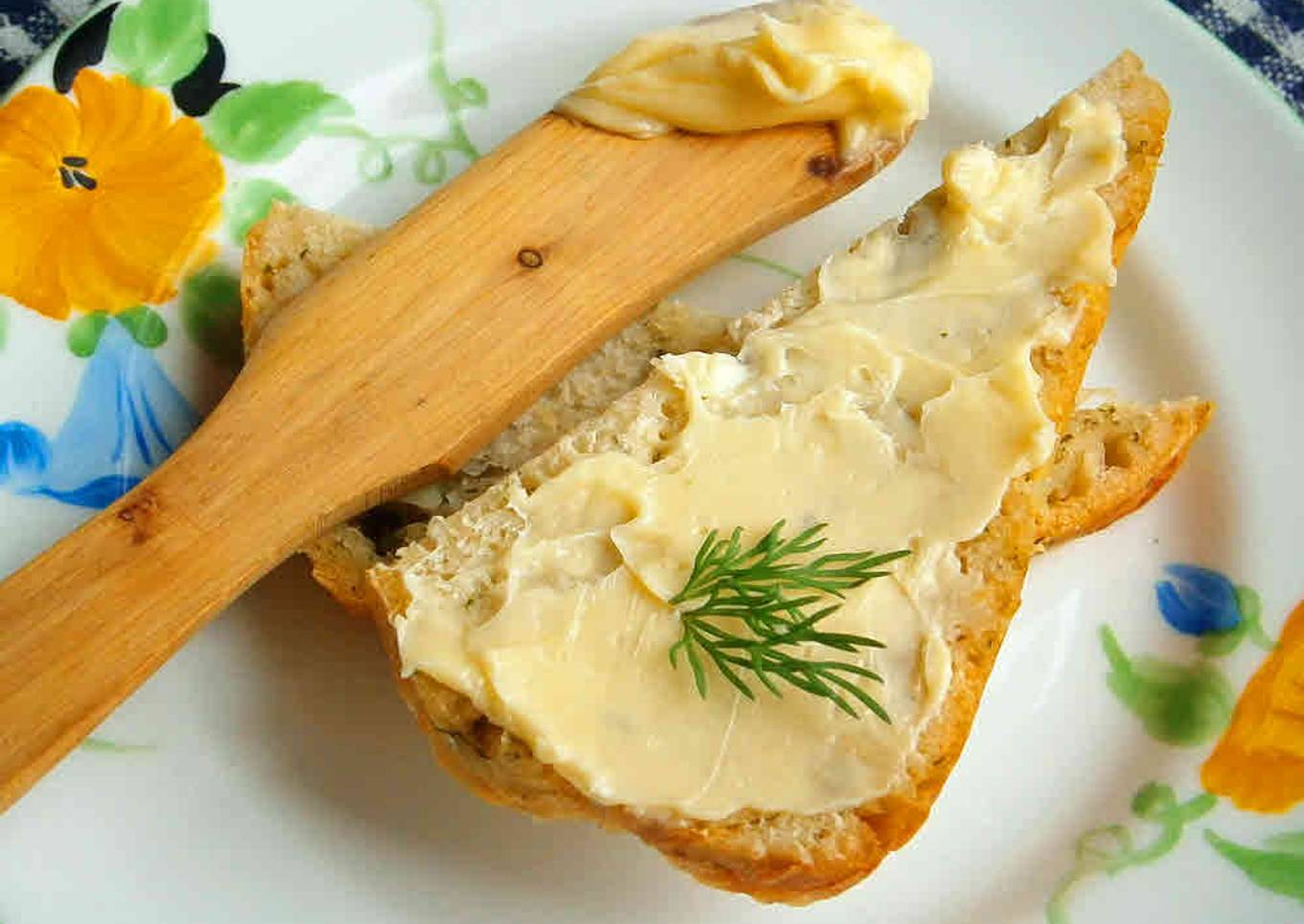 Quick Cheddar, dill & beer loaf