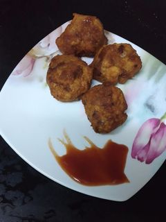 ब्रेड बेसन पकौड़े (Bread Besan ke Pakode in Hindi) रेसिपी मुख्य फोटो