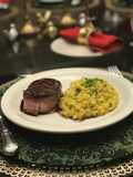 Risoto de cardamomo com medalhão de filé mignon