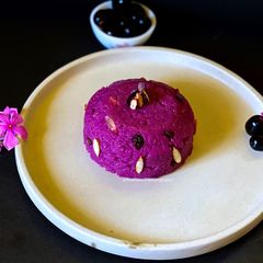 A picture of Jamun Sheera.