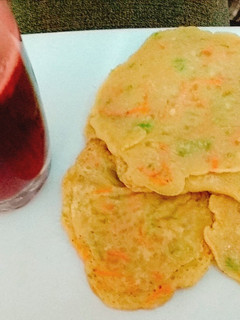 A picture of Pancake Veggies with Beetroot and honey drink.