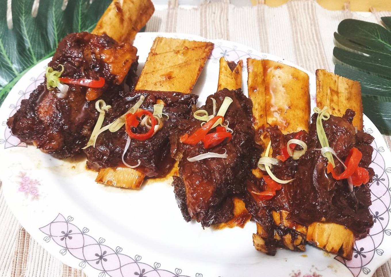 Iga Sapi Bumbu Kecap Mentega