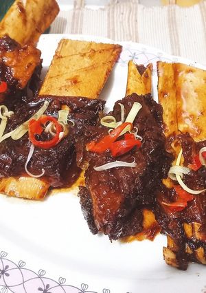 Foto resep Iga Sapi Bumbu Kecap Mentega
