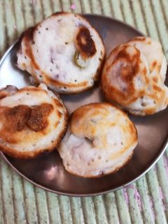 பணியாரம்(Paniyaram recipe in tamil) செய்முறை முக்கிய புகைப்படம்