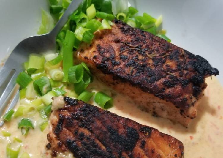 Recipe of Perfect Pan roasted Salmon with creamy red pepper and jalapeno sauce