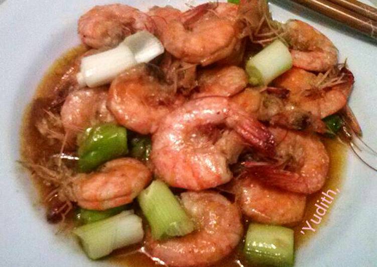 Bagaimana Membuat Udang Goreng Mentega, Sempurna