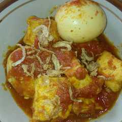 A picture of Bali telur dan tahu.