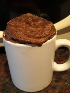 Una foto de Bizcochuelo en taza sin leche