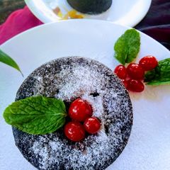 A picture of Eggless choco molten lava cake.