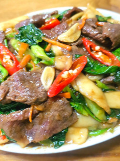 沙茶蠔油牛肉炒粿條(創意料理) 的食譜成品照片