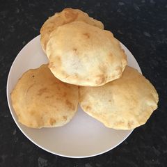 A picture of Instant Batura.