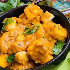 A picture of Paneer corn korma.