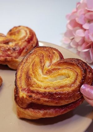 A picture of ❤️ Heart-Shaped Puff Pastry Buns with Your Favorite Filling.