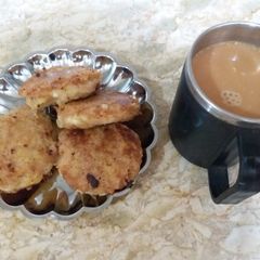 A picture of Aloo cutlets.