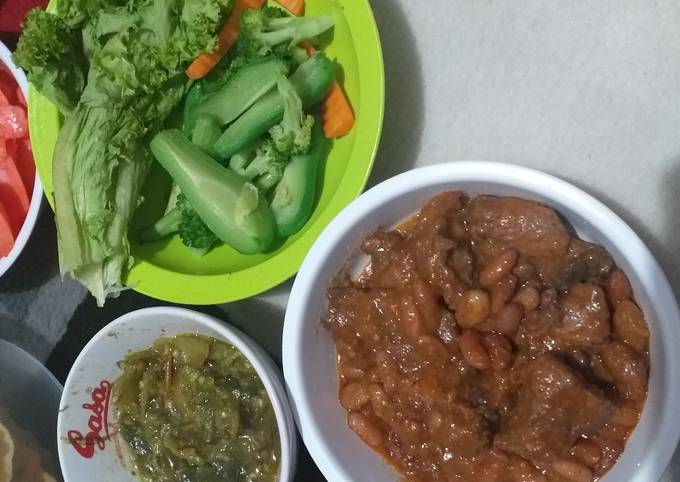 Semur daging kacang merah sambal ijo