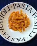 Tortiglioni con tomate y crema