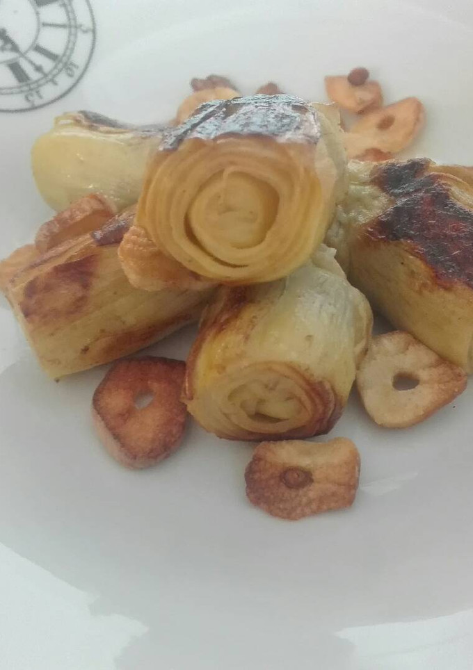 Una foto de Corazones de alcachofa con ajo