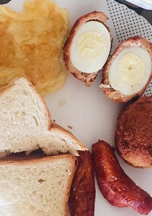 A picture of Scotched eggs #4weekschallenge.