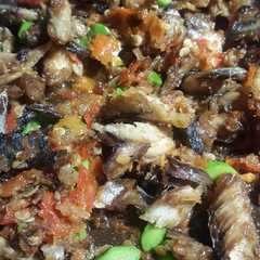 รูปของ Pindang suwir masak sambal jelantah