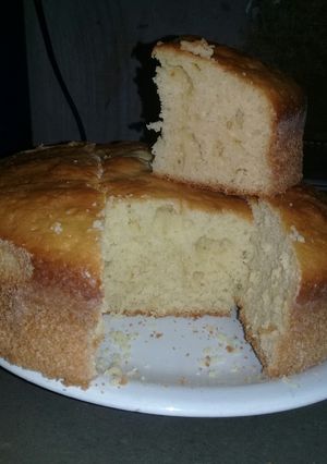 Una foto de Bizcochuelo de vainilla casero