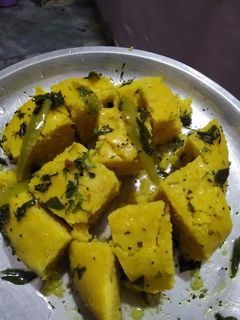 ढोकला (Dhokla recipe in Hindi) रेसिपी मुख्य फोटो