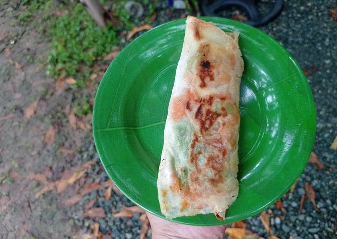 Ternyata begini loh! Resep bikin Kebab sosis kulit lumpia  nikmat