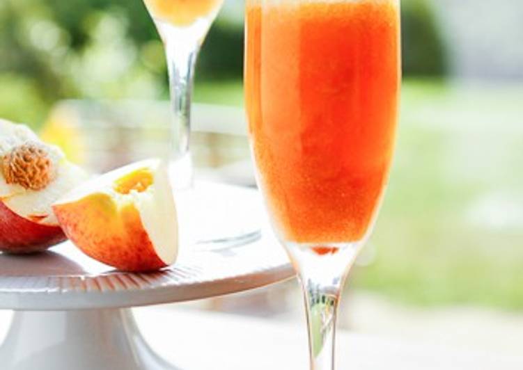 Recipe of Any-night-of-the-week Bellini (Cocktail)