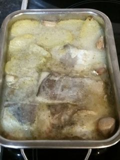Una foto de Bacalao al cava con patatas