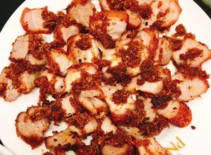 Hình của món Ba rọi chiên sả ớt.