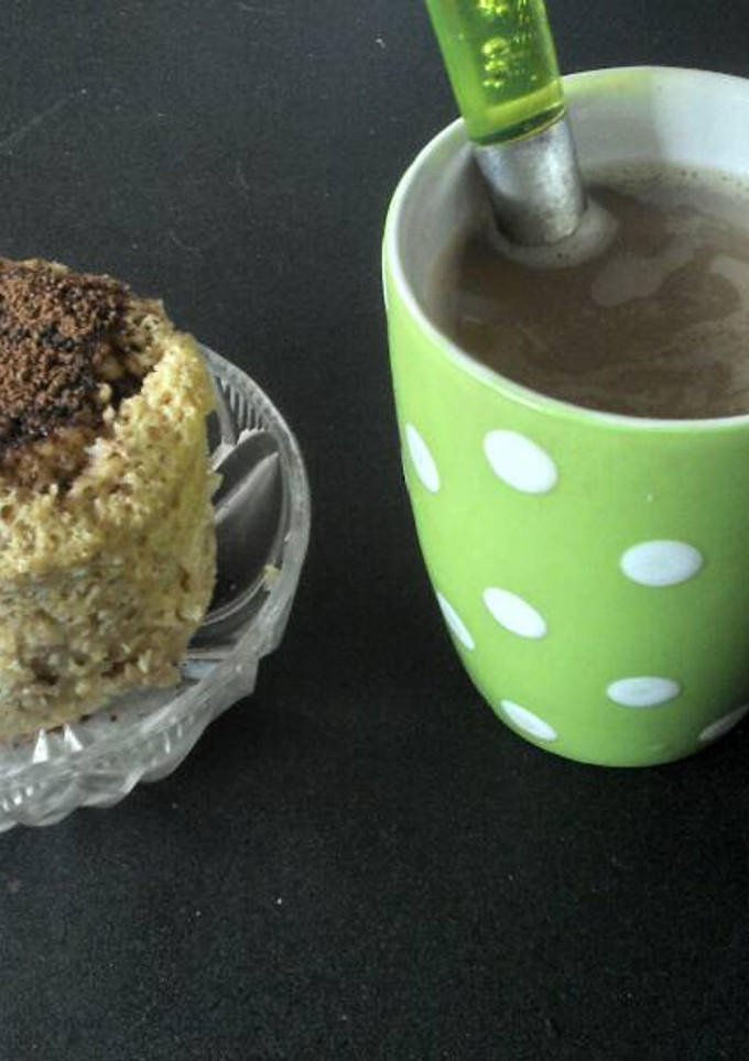 Una foto de Mini bizcochuelo en taza bajo en calorías