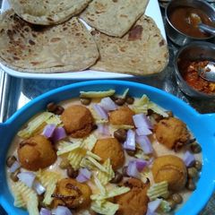 A picture of Burmese Pyajo.
