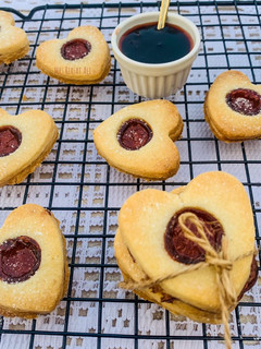 A picture of Eggless Jam heart ❤️ Biscuits (Bakery style).
