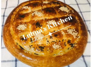 A picture of Sheermal bread:Persian Naan Bread:.