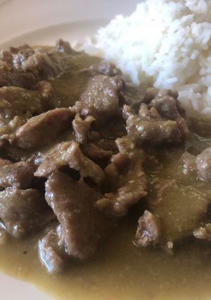 Una foto de Bistéck de Res Sonorense en Salsa Verde