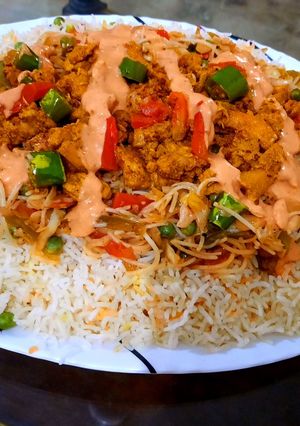 A picture of Singaporean Rice😍.